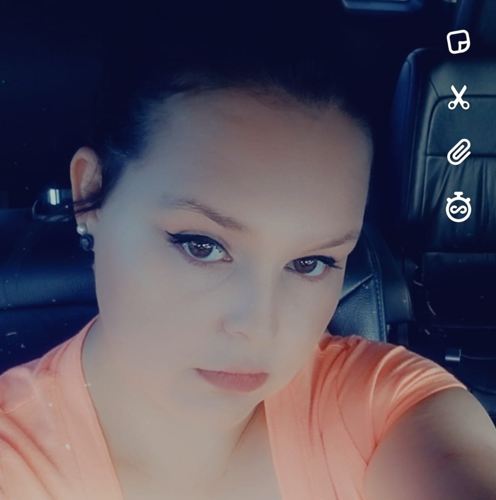Meet your Posher, Brittni
